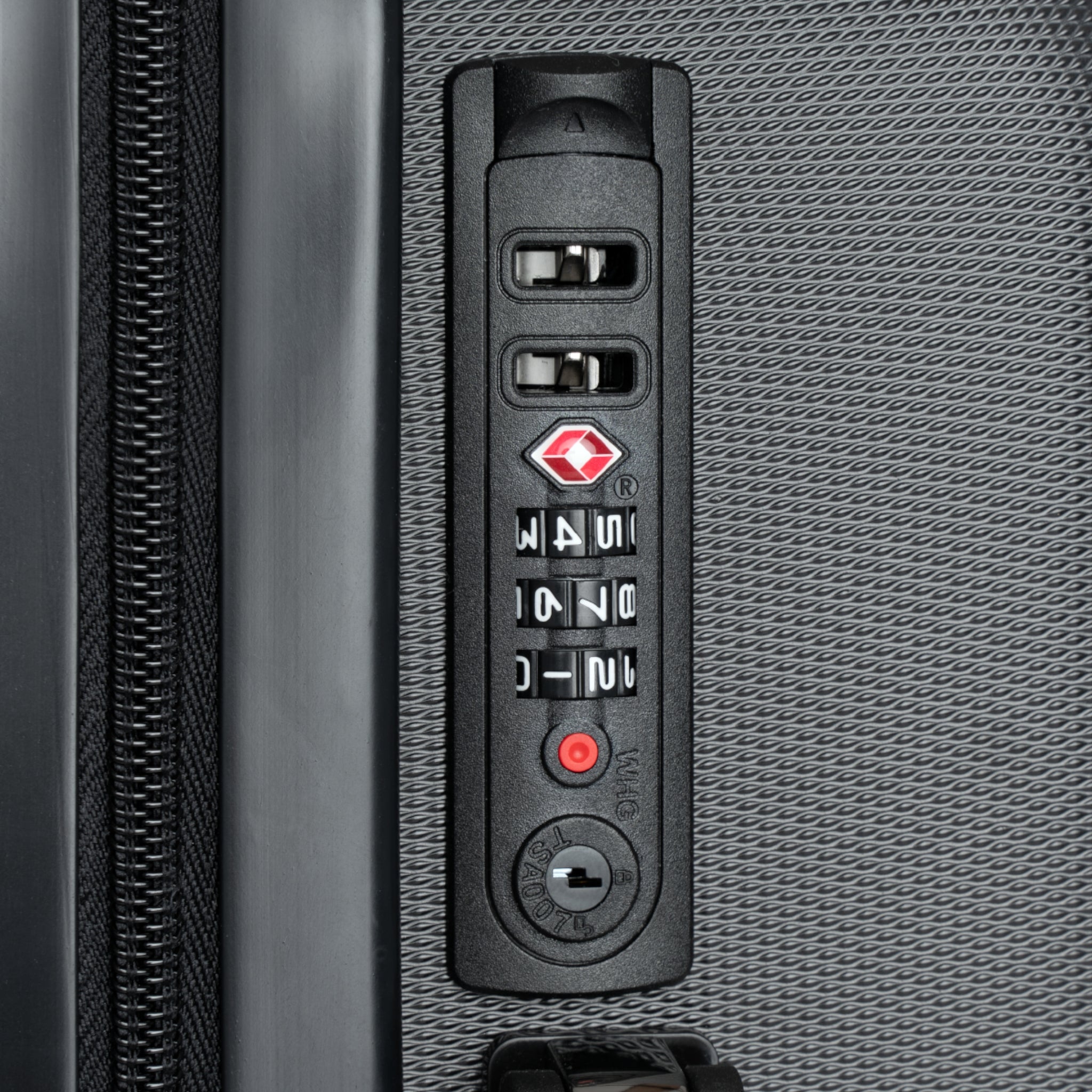 NELO LIFE Suitcase