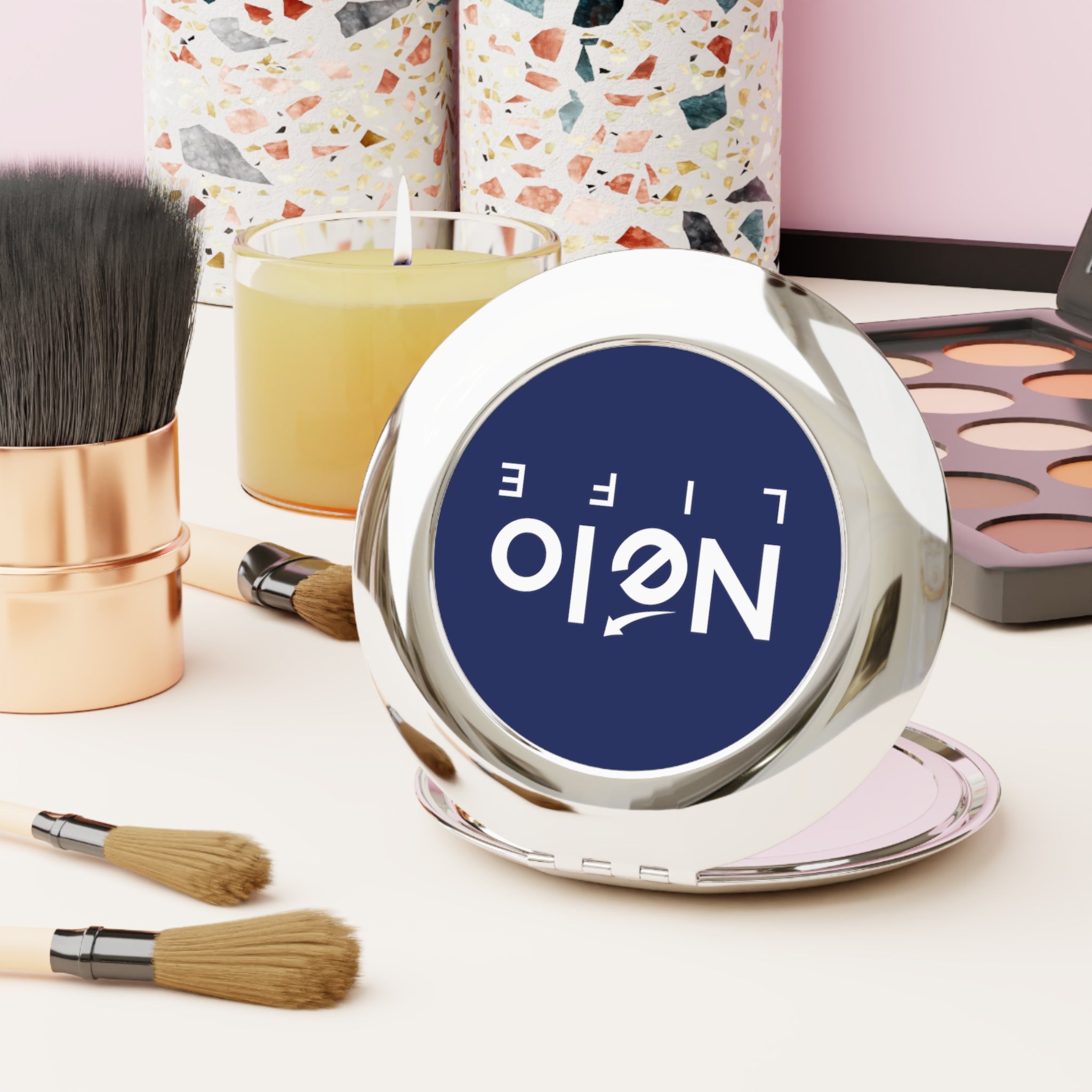 NELO LIFE Compact Travel Mirror