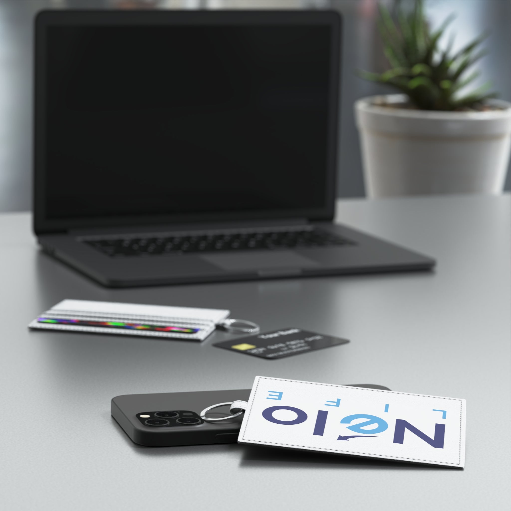 NELO LIFE Saffiano Leather Card Holder